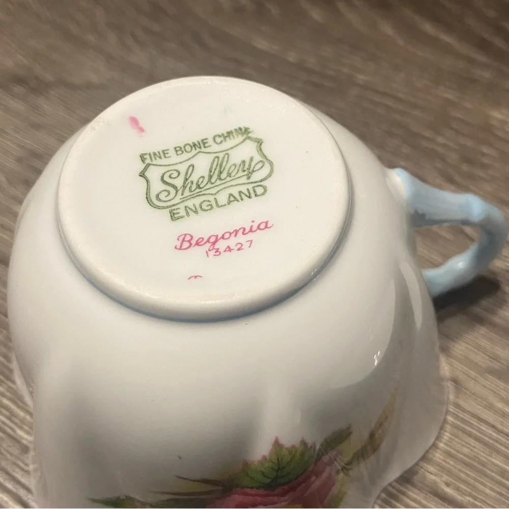 1950 Shelley Begonia Tea Cup Dainty Shape Cup and Saucer English Fine Bone China